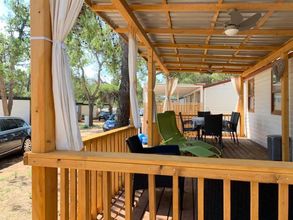 Coral Mobile Home Privlaka  Ngoại thất bức ảnh