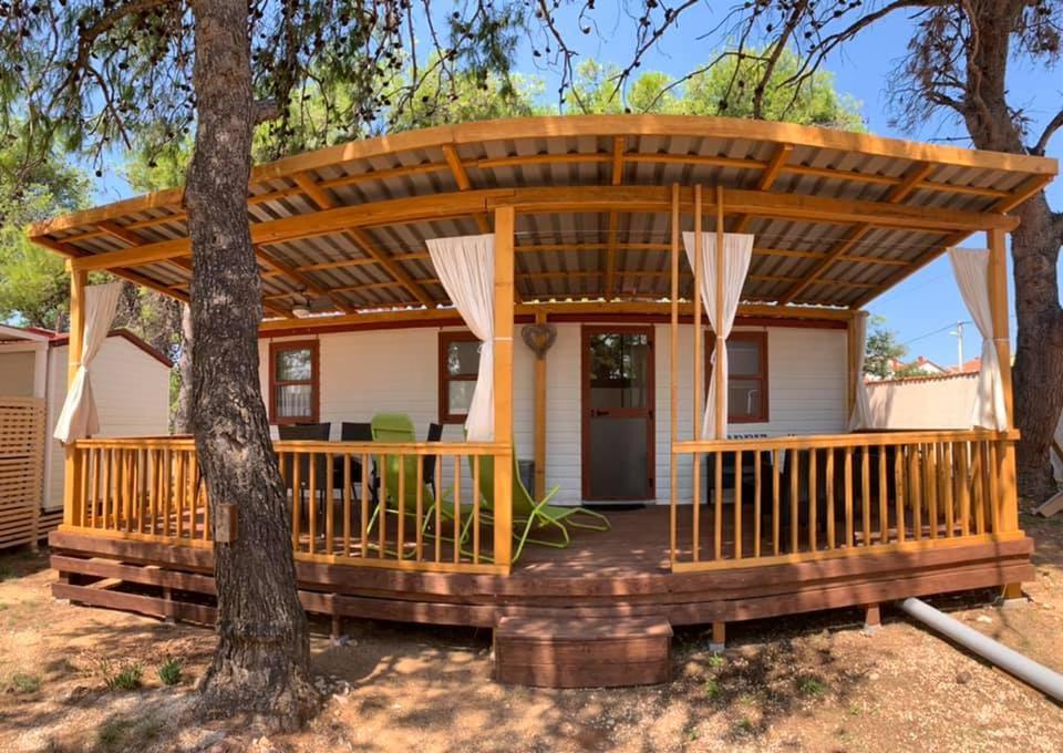 Coral Mobile Home Privlaka  Ngoại thất bức ảnh